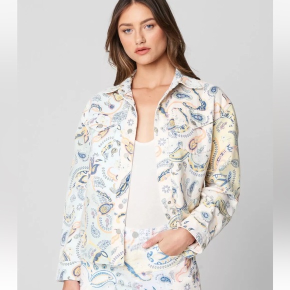 Blank NYC Jackets & Blazers - NWT MSRP $165 BlankNYC Coming Through Paisley Print Button Up Denim Jacket- SZ L